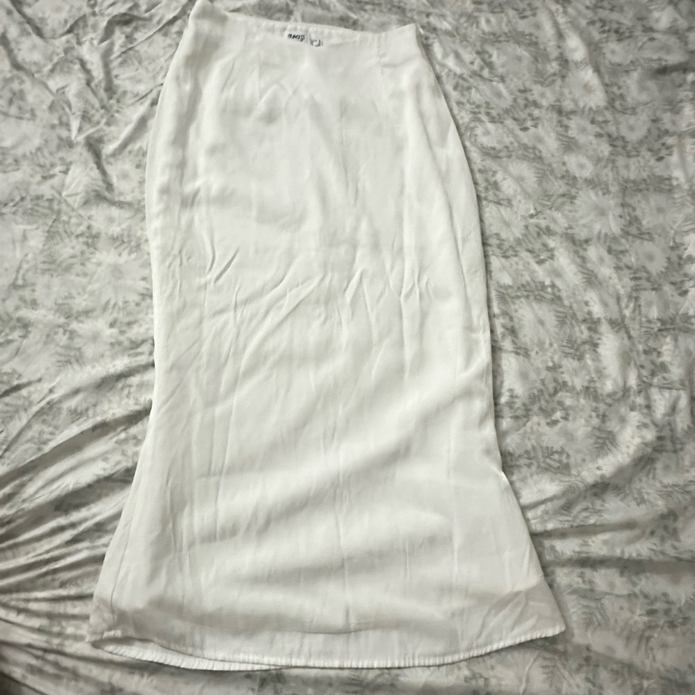 Princess Polly White Pencil Skirt. Fits like a small